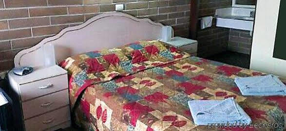 Bordertown Motel Екстер'єр фото
